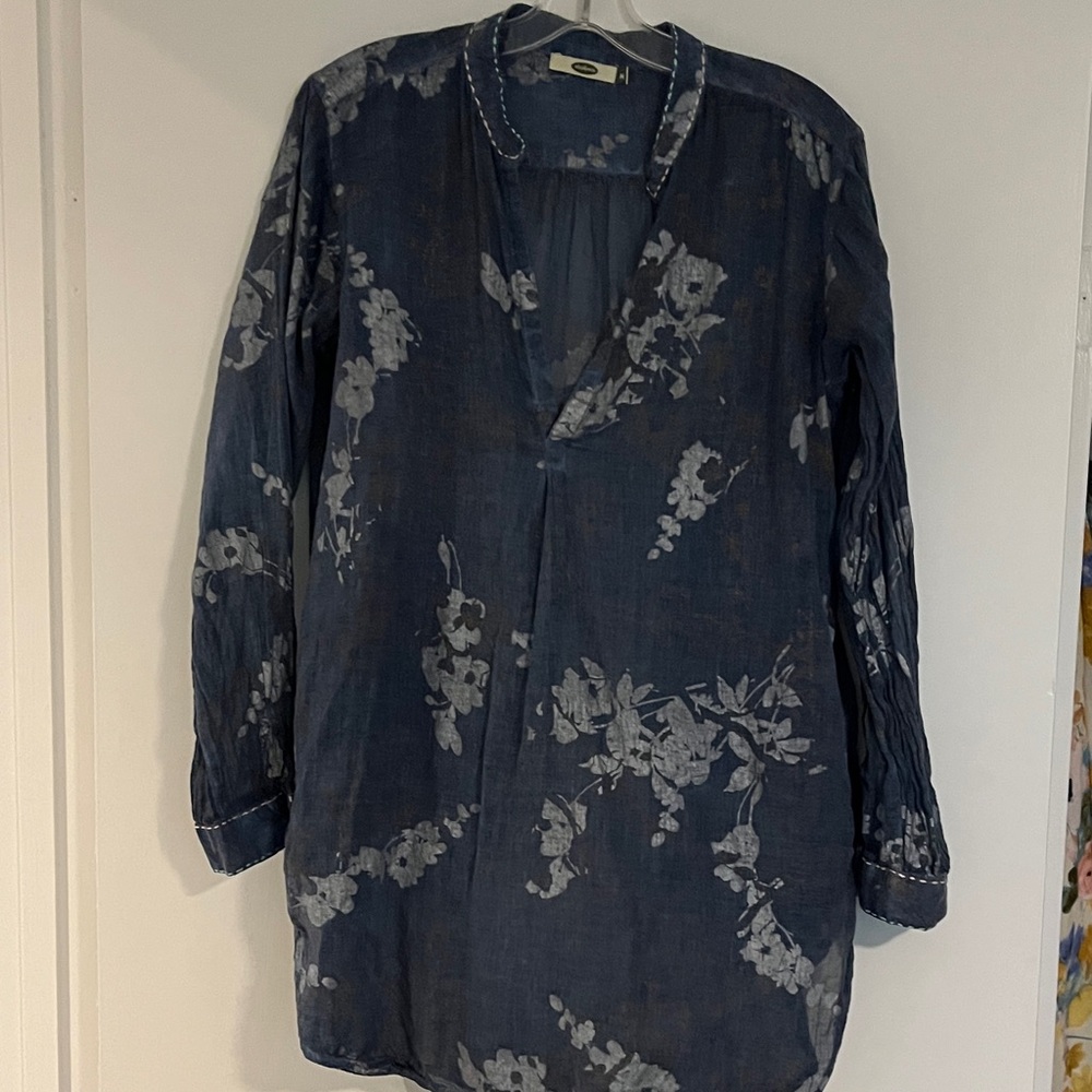 Floral Navy Tunic Top